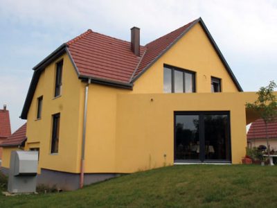 Maison jaune Bischoffsheim vue du jardin
